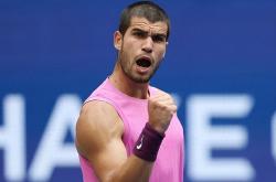 阿扎伦卡连续五场比赛得分超过出色防守，老鹰挑战极限！的简单介绍