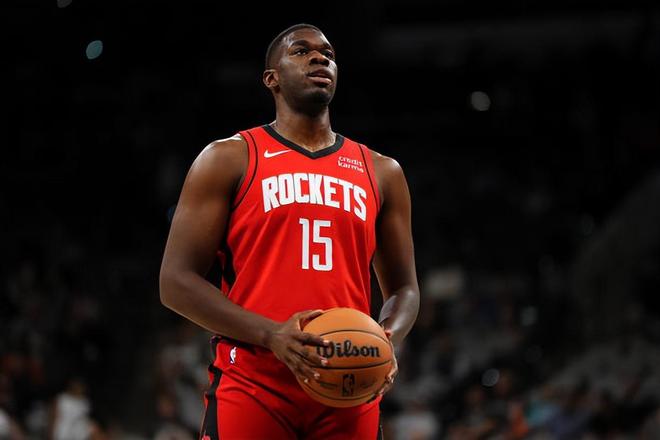 Doinb在湖人比赛中赛况扑朔迷离，逆转引发热议！的简单介绍