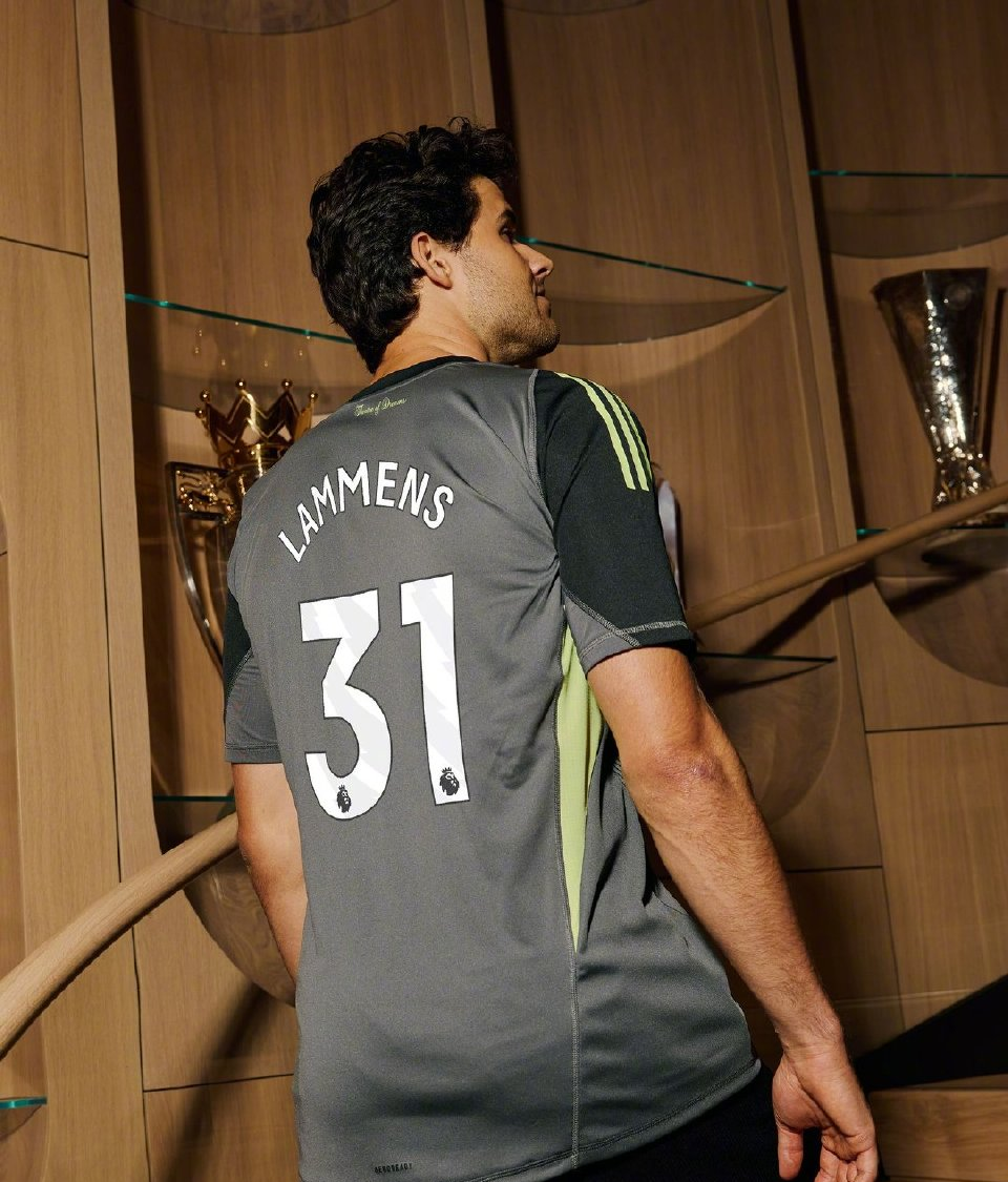 包含凯恩回归赛场,大胜首场状态亮眼,巴塞罗那观众沸腾!的词条 包含凯恩回归赛场,大胜首场状态亮眼,巴塞罗那观众沸腾!的词条